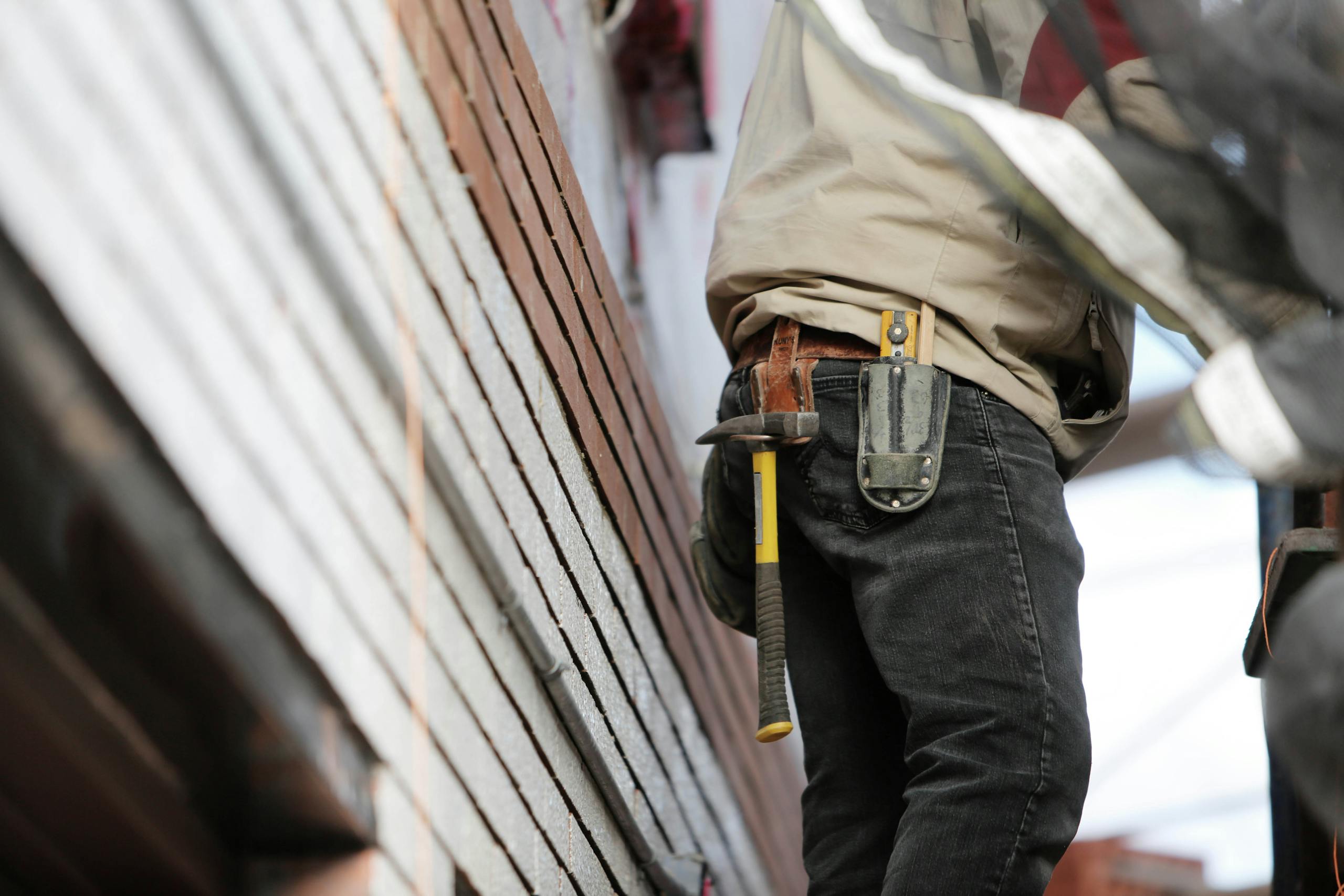 contact ara construction